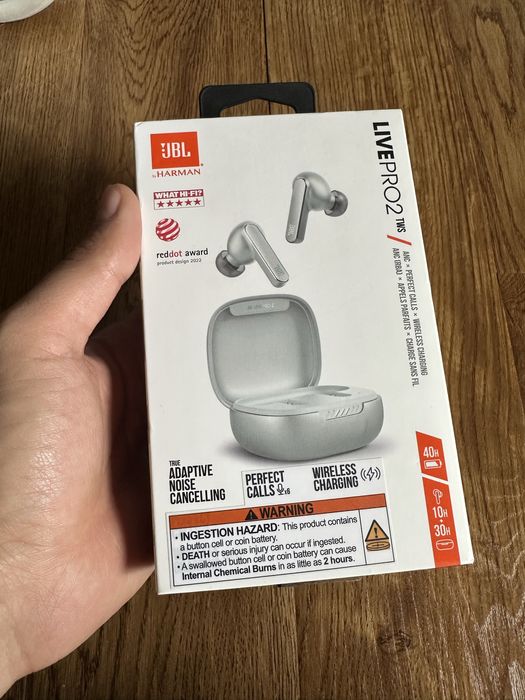 Срочна продается JBL LIVE PRO 2 оригинал