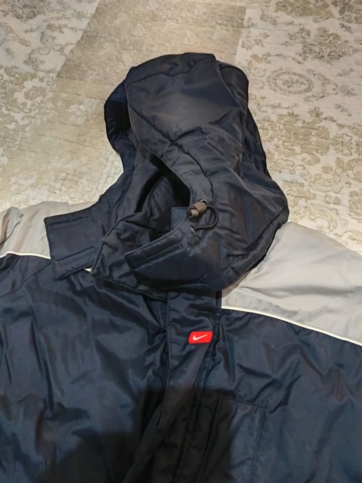 Geaca termina anti vânt groasa bărbătească Nike M/L  lunga