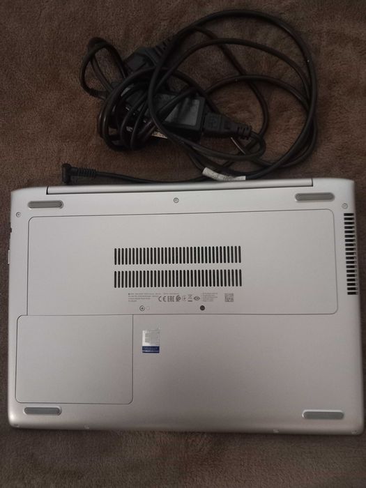 HP ProBook G5 - 14,4 ''  i5-7200U 8GB RAM 256GB  SSD - перфектен