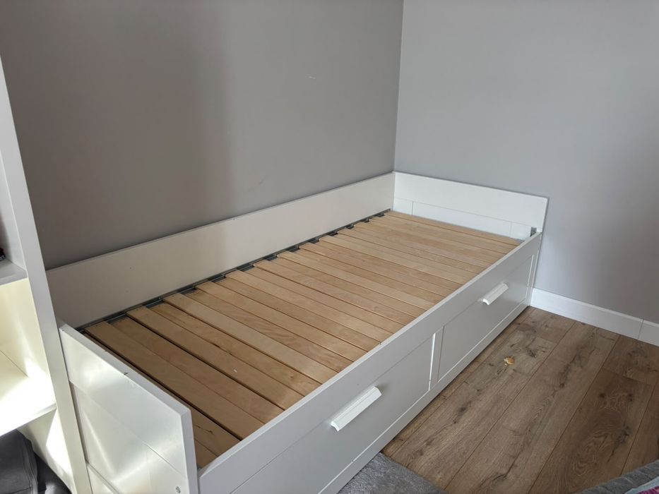 Продам детский кровать ikea в хорошем состояний