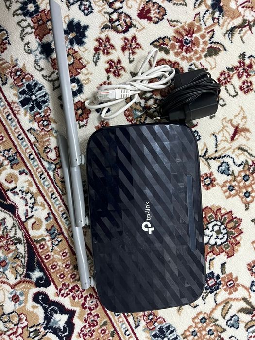 Роутер tp-link .
