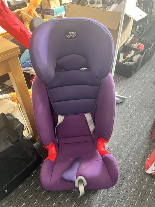 Scaun auto Britax Romer cu isofix