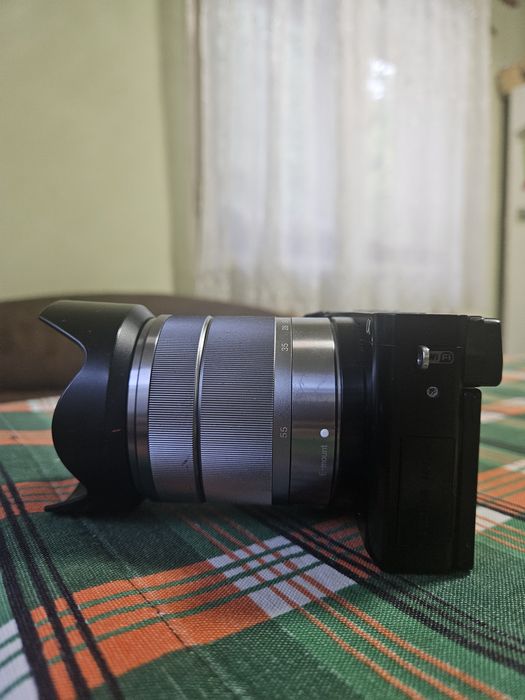 Sony a6000 + obiectiv Sony 18-55 f/3.5-5.6