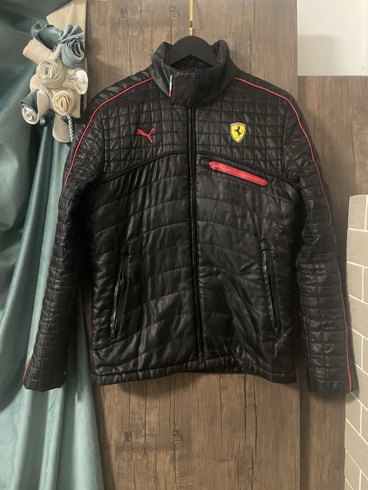 Puma yengil kurtka razmer S