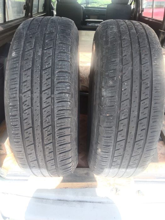 Продам резину . 235/70 R16