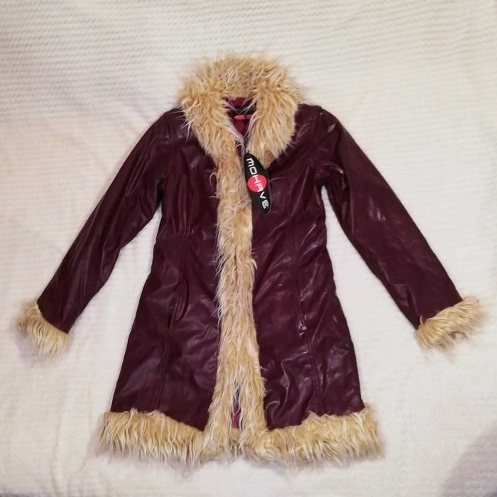 Дамско палто от кожа, ново с етикет, S размер, 15€