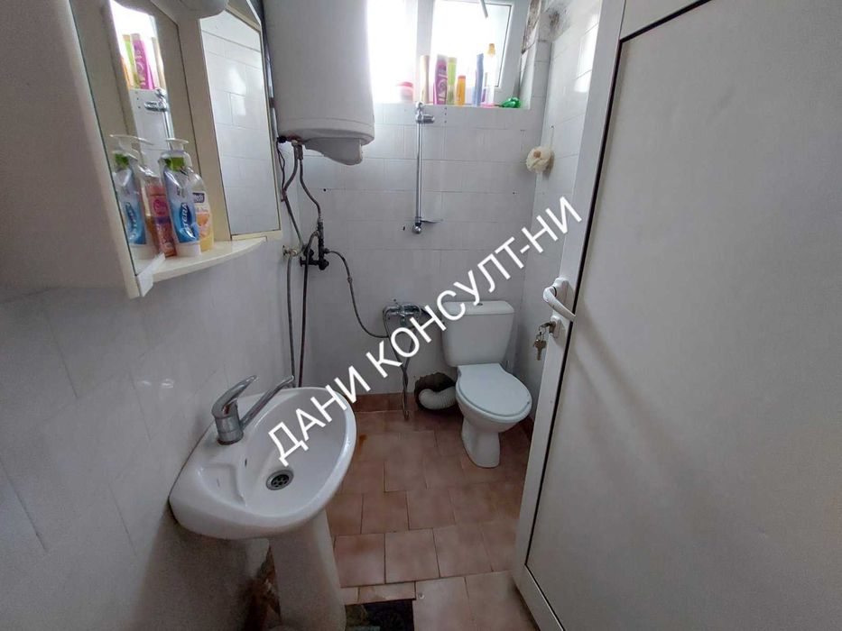 Продава се Къща в Велико Търново, Акация - 140 кв.м за 679 €/кв.м - Снимка #16