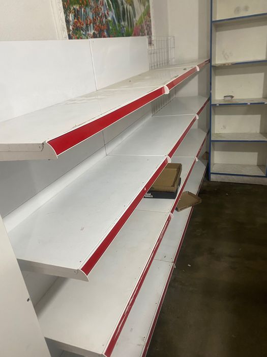 Стеллажи для магазинов