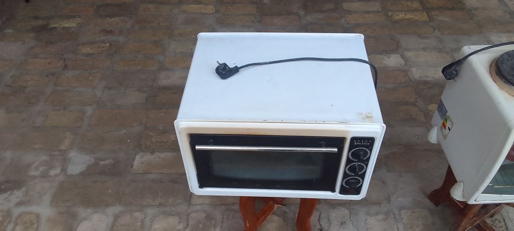 Печь и микроволновка