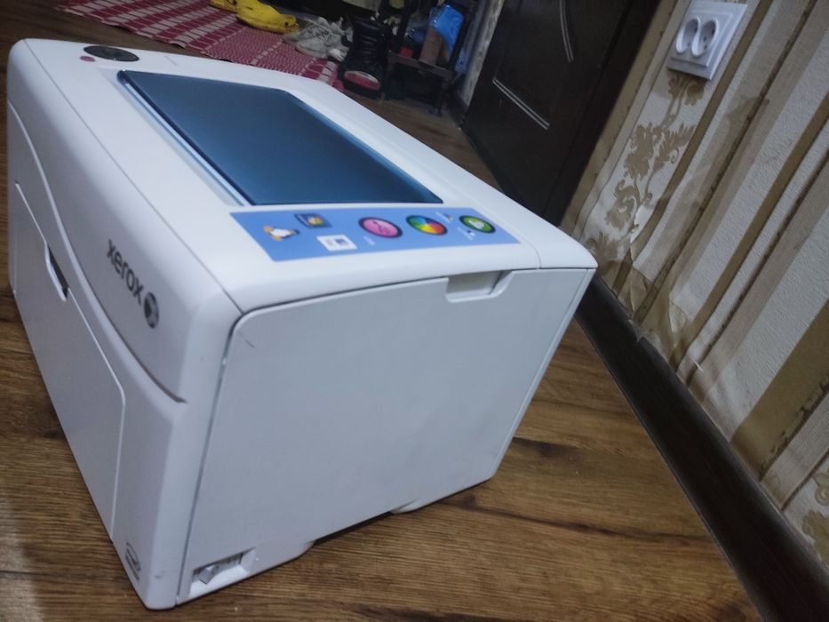 Принтер Xerox 6000