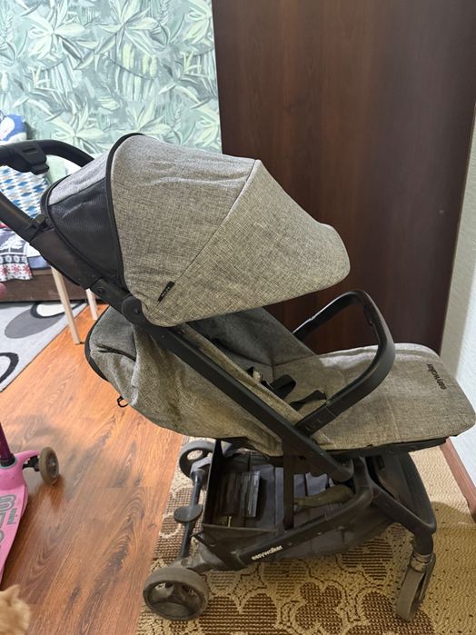 Коляска складная