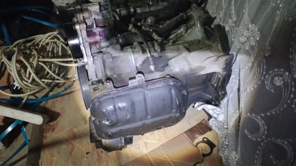 Двигатель 2ZR-FE продается для Toyota