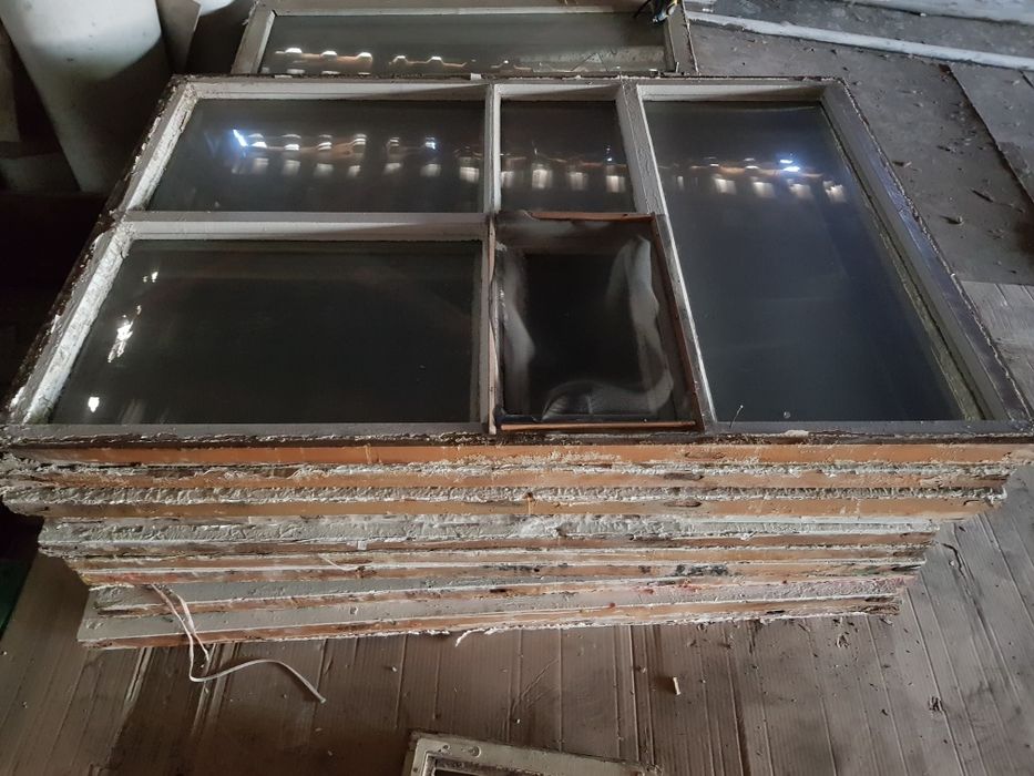 Окна деревянные  средние