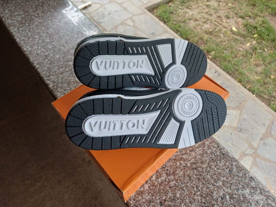 Vand Luis Vuitton