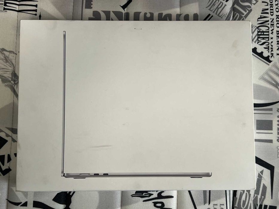 ***КАТО НОВ*** Macbook Air 15.3 inch