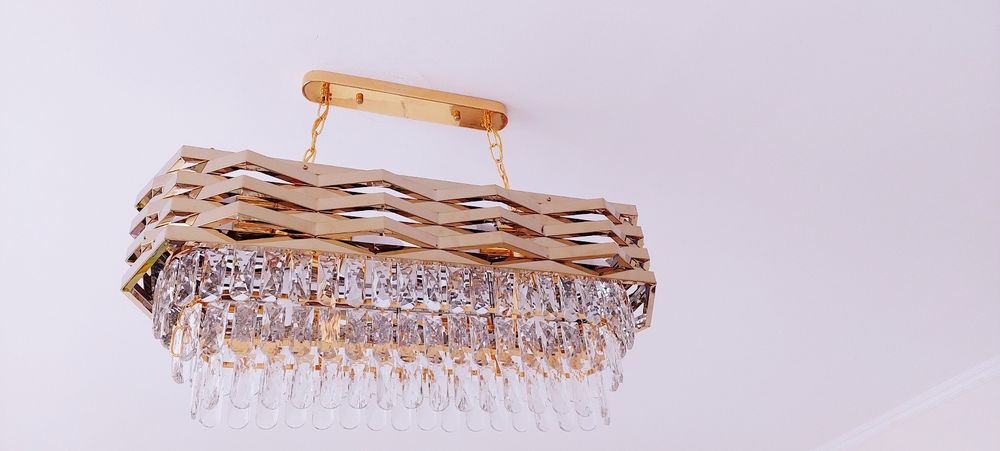 Люстра для гостиной или спальной