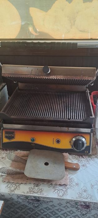 Холодильник,Тостер