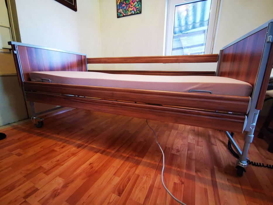 Pat spital , pat electric ,pat ingrijire batrani