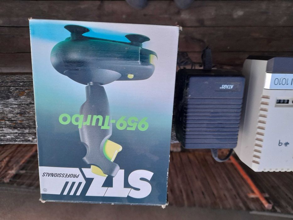 Casetofon  Atari 1010 + joystick