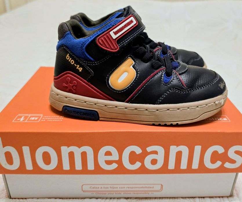 Зимни боти Biomecanics, размер 26,стелка 16,5см.