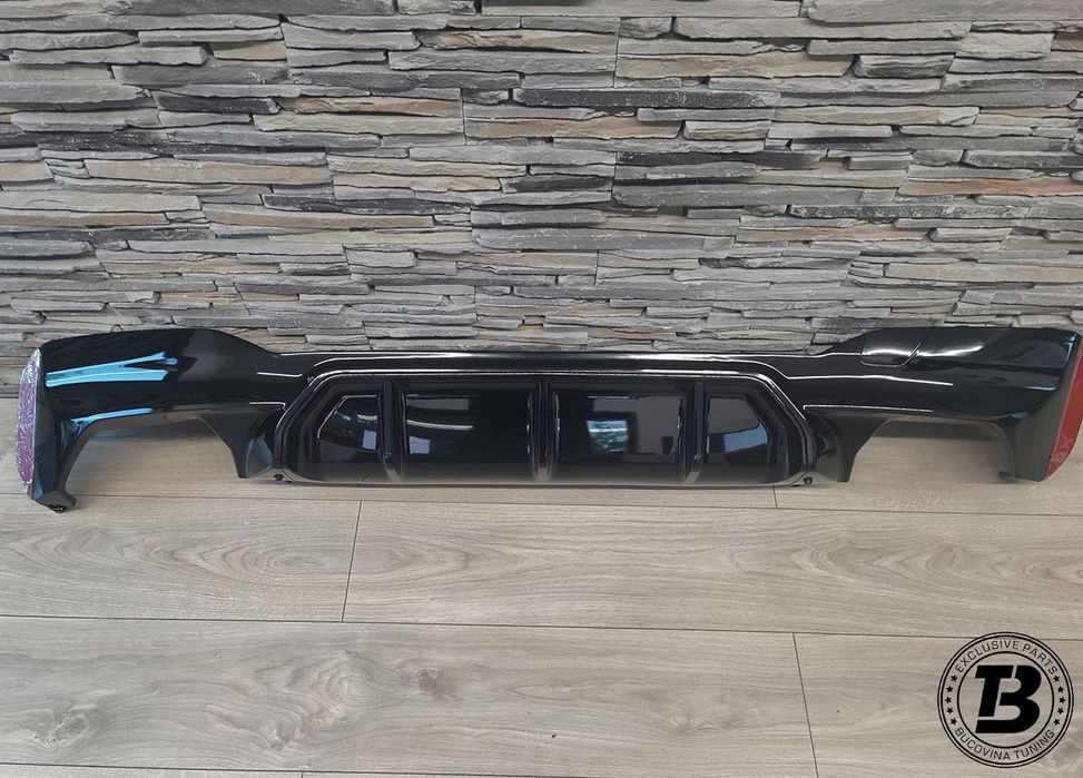 Difuzor Bara Spate compatibil cu BMW Seria 5 G30 G31 M5 Design