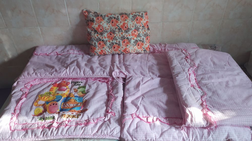 Продам подушки,одеяла, покрывала, пододеяльники, простыни