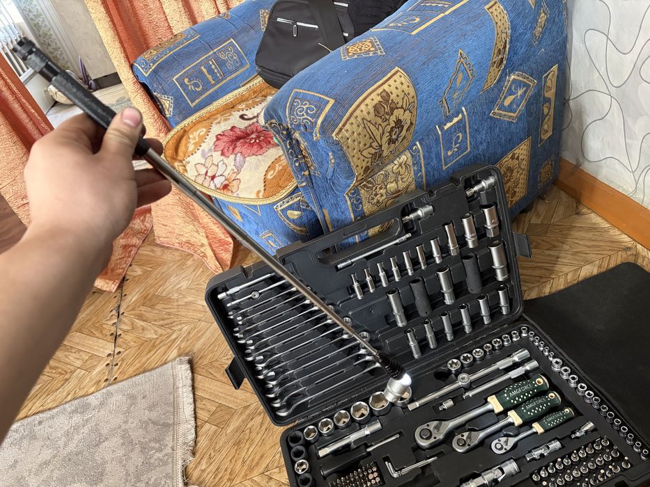 Продам набор ключей AMG 216 предметов