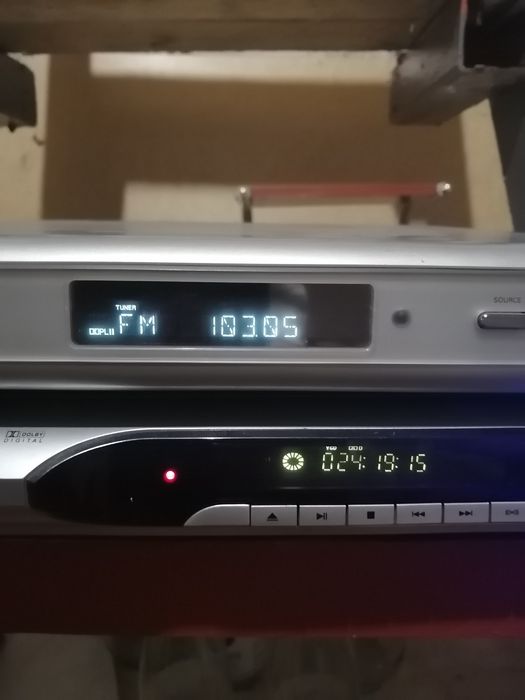 Музыкальный центр