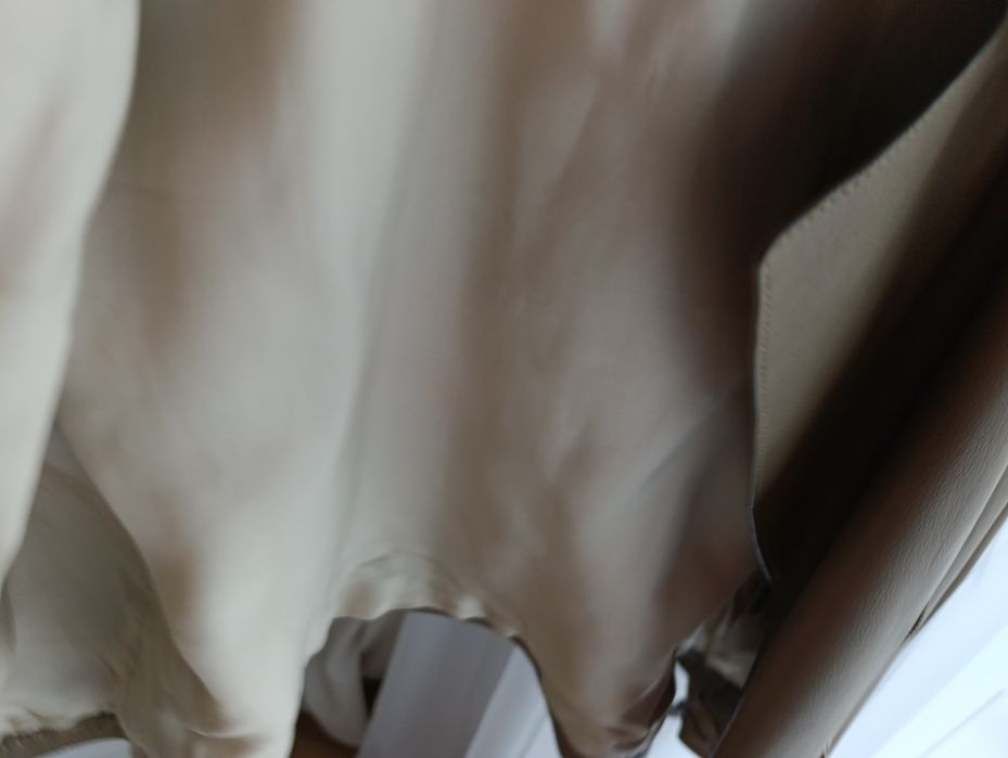 Продам кожаную куртку Massimo Dutti