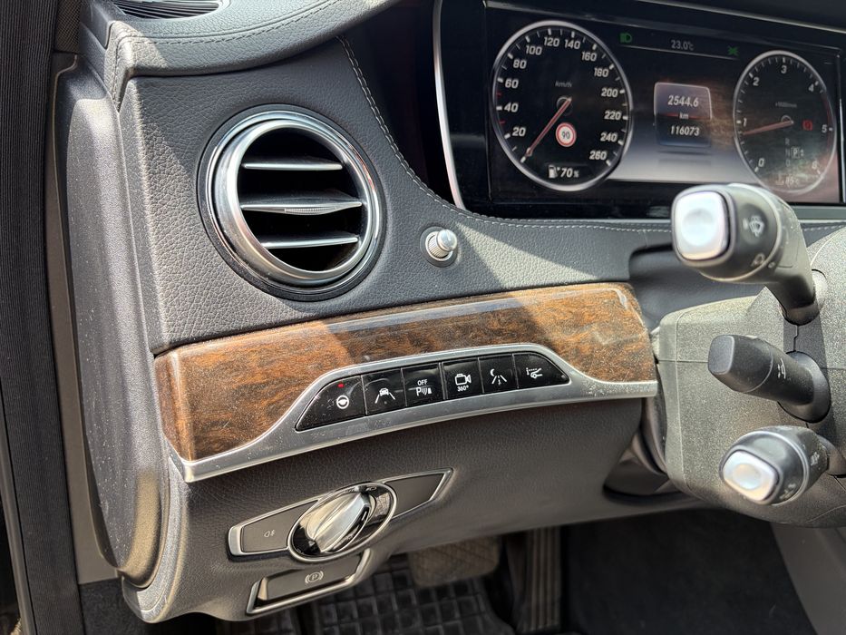 Mercedes S Class -proprietar