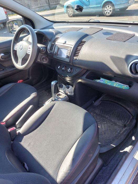 Vând Nissan note benzină
