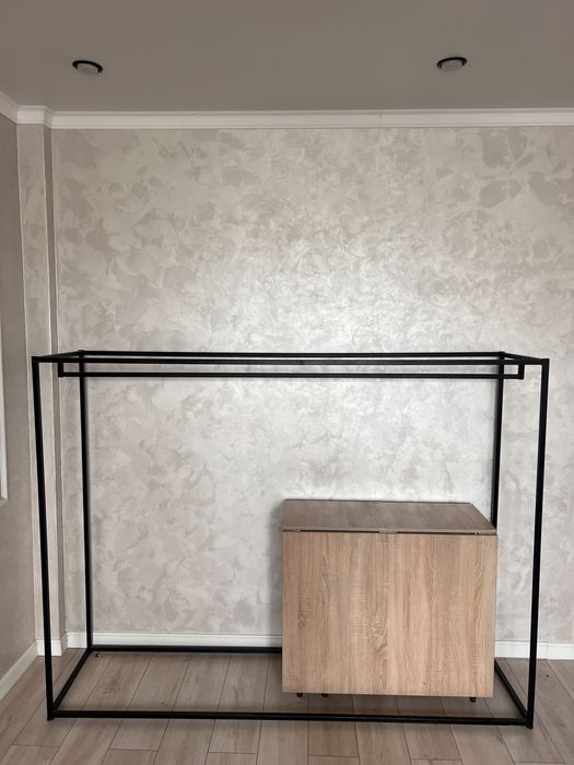 Темір вешолка мен кітап салатын