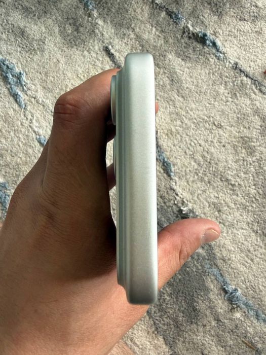 Srochniy iphone 17 pro max sotiladi