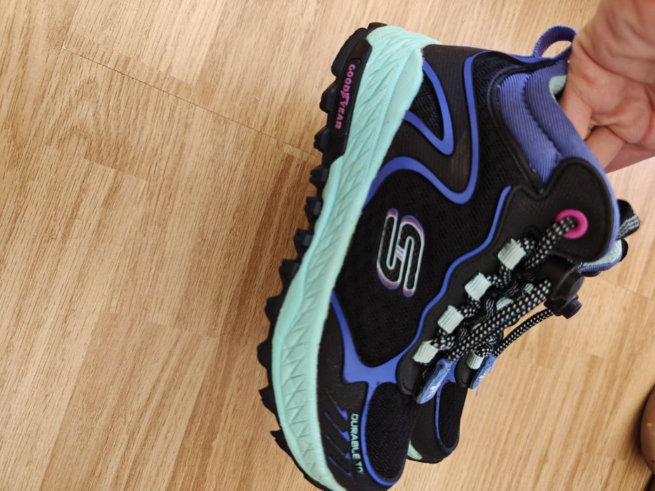 Skechers copii mărime 28