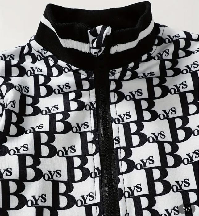 Продам детский костюм