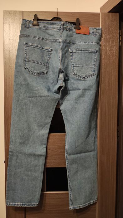 Blugi bărbătești  Armani 50 cm x2  în talie