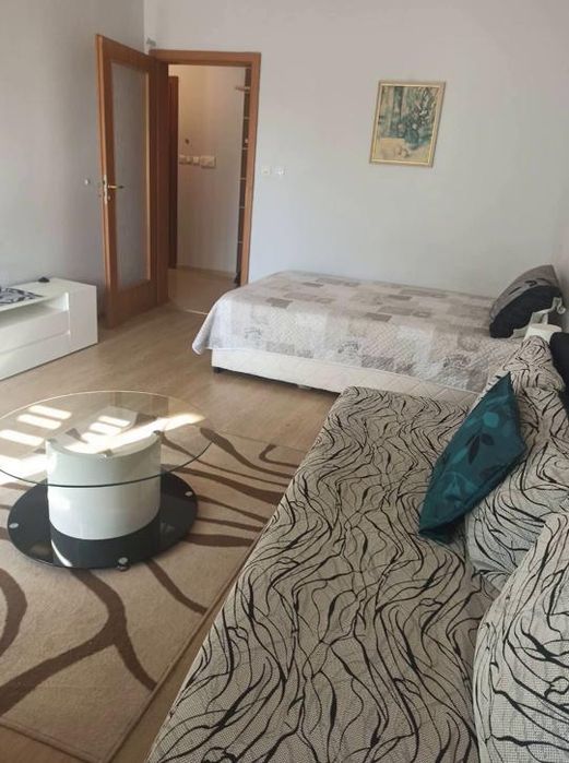 Дава се под наем Двустаен апартамент в София, Център - 56 кв.м за 560 € - Снимка #1