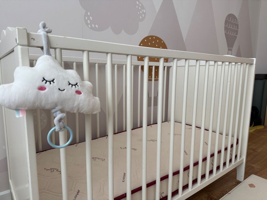 Бебешка кошара IKEA SMÅGÖRA + матрак