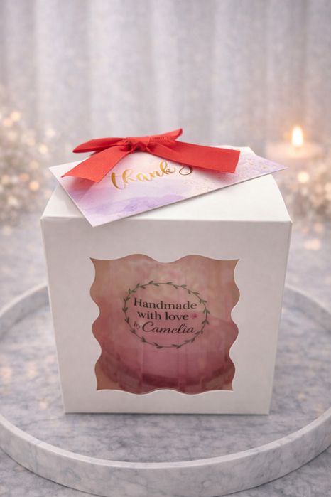 Cadou ideal-Lumanare parfumata din ceara de soia cu aroma de capsuni