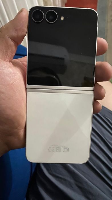 Samsung Z .7 Срочно кропка бари бар