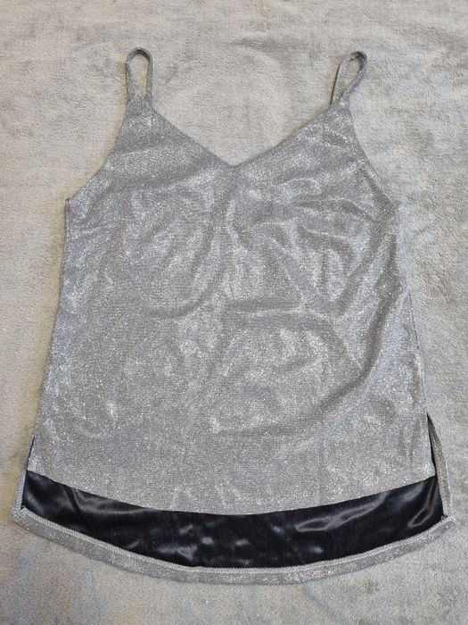 Продаются женские вещи