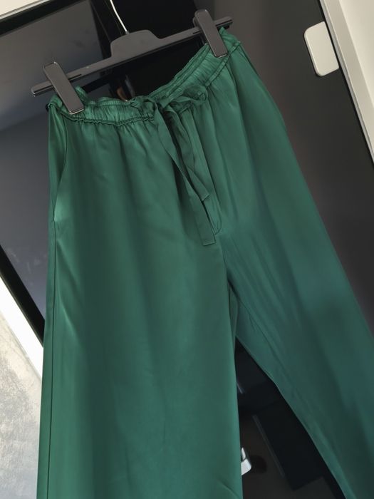 Pantaloni Zara L