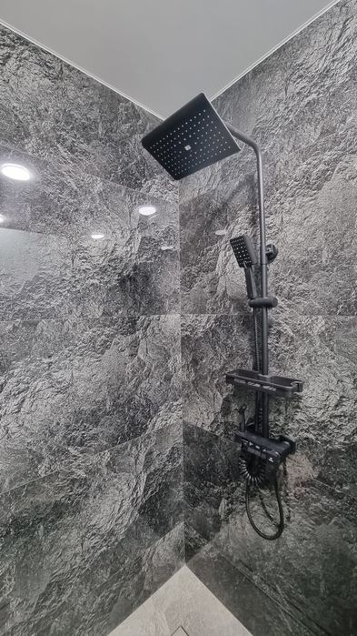 Сдаются квартира иностранцам с обстановкой новый ремонт . 500$