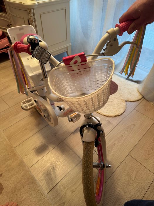 Bicicleta fetita roti de 16 inch