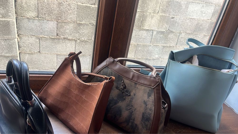 Продаю платья, одевала только раз, качественное