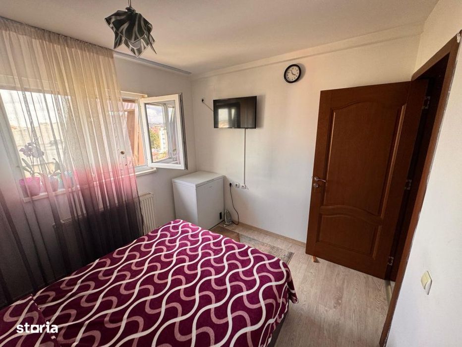Apartament open-space cu 3 camere, 58 mp, zona Rovine