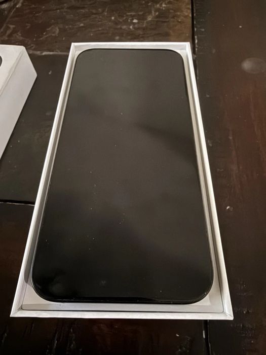 Vand iphone 16 pro max 1TB