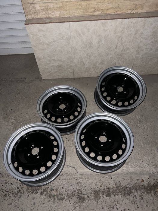 15 evro diska sotiladi