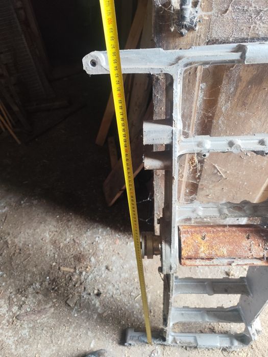 Циркулярный, раскроечный стол