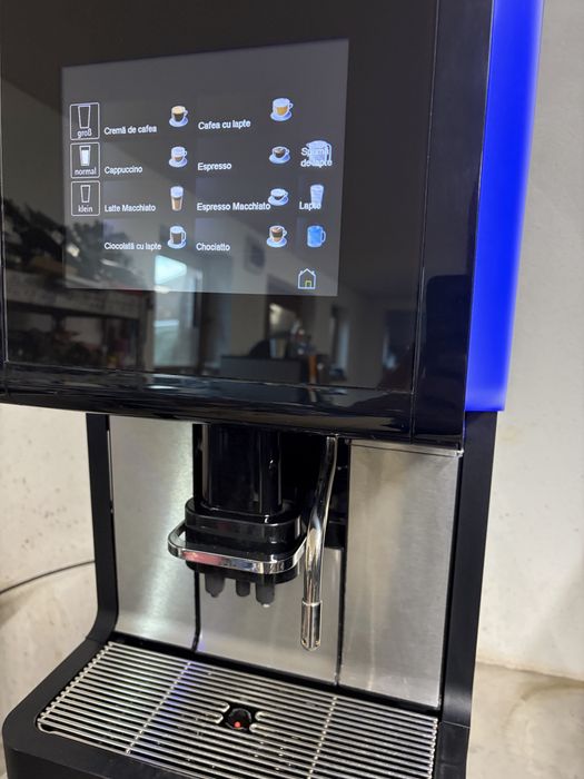 WMF 1500S ,Easy Milk,2xrasnite,1 instant si statie lapte fresh